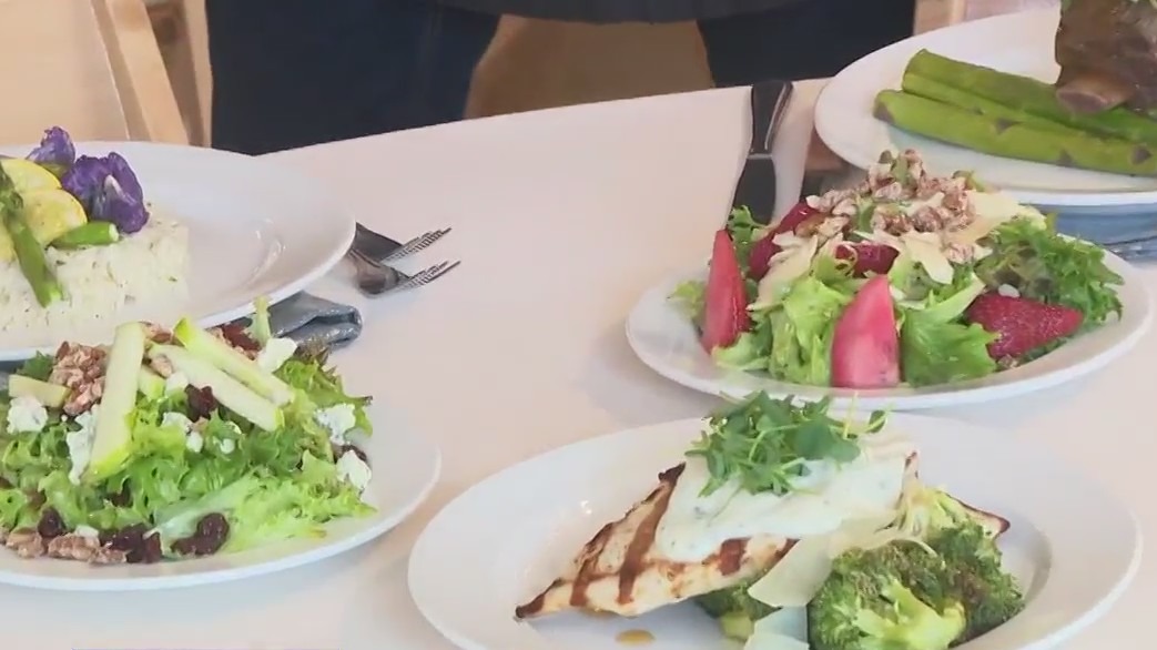 Two Birds Event Group is offering experience about pop-up dinners,
